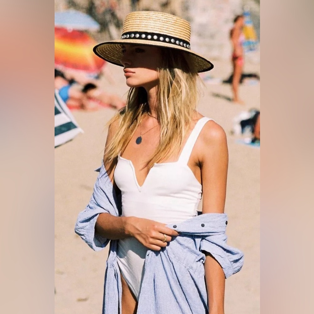 Free people v-wire bodysuit